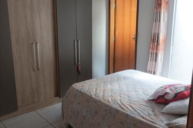 Casa &agrave; venda - 82m&sup2; - Parque Colina Verde