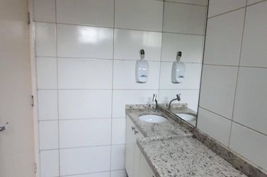 Sal&atilde;o Comercial &agrave; venda - 319m&sup2; - Zona I-a