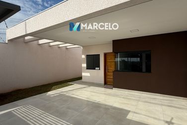 Casa &agrave; venda - 100m&sup2; - Jardim Caravelle