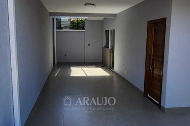 Casa &agrave; venda - 135m&sup2; - Jardim Alphaville