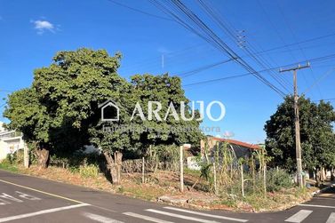 Terreno &agrave; venda - 183m&sup2; - Parque do Lago