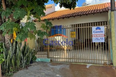 Casa &agrave; venda - 101m&sup2; - JARDIM LOS ANGELES