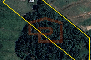 Ch&aacute;cara &agrave; venda - 20000m&sup2; - Zona Rural