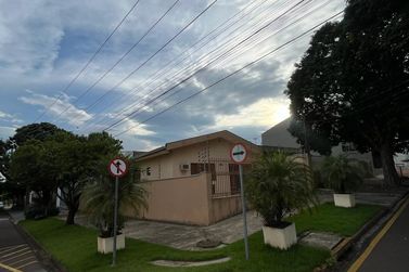 Casa &agrave; venda - 216m&sup2; - Jardim Birigui