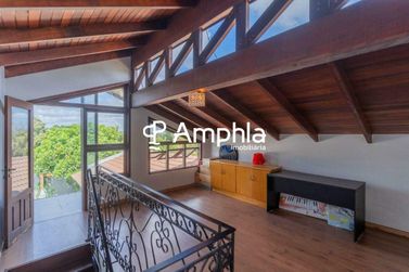 Casa &agrave; venda - 266m&sup2; - Regi&atilde;o do Lago