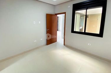 Casa &agrave; venda - 130m&sup2; - Jardim Santa Clara