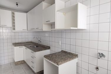 Apartamento &agrave; venda - 51m&sup2; - Zona II