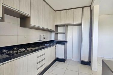 Apartamento &agrave; venda - 86m&sup2; - Zona I-A