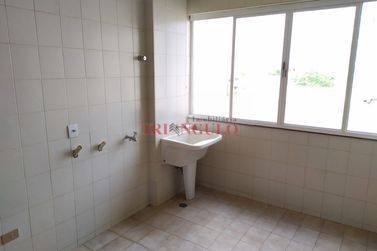 Apartamento &agrave; venda - 234m&sup2; - ZONA I