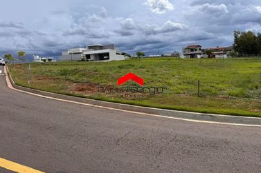 Terreno &agrave; venda - 370m&sup2; - Paysage Unique