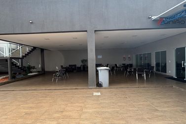 Apartamento para alugar - 77m&sup2; - Zona VII