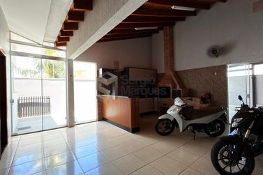 Casa &agrave; venda - 324m&sup2; - Jardim Campo Belo