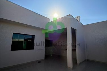 Casa &agrave; venda - 130m&sup2; - ZONA I
