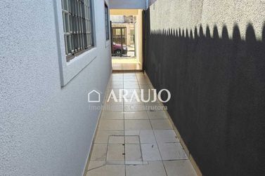 Casa &agrave; venda - 140m&sup2; - Jardim Imperial