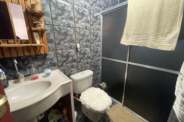 Casa &agrave; venda - 96m&sup2; - CONJUNTO RESIDENCIAL OURO PRETO