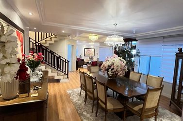 Sobrado &agrave; venda - 490m&sup2; - Centro