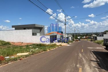 Casa &agrave; venda - 97m&sup2; - JARDIM PORTUGU&Ecirc;S