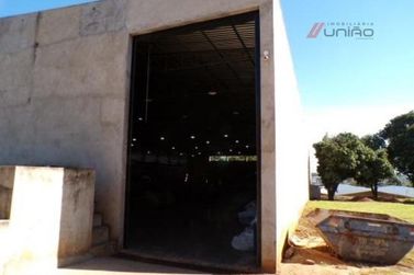 Sal&atilde;o Comercial &agrave; venda - 4000m&sup2; - Parque Industrial I