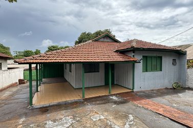 Casa para alugar - 100m&sup2; - Pr&oacute;ximo ao Bosque do &Iacute;ndio