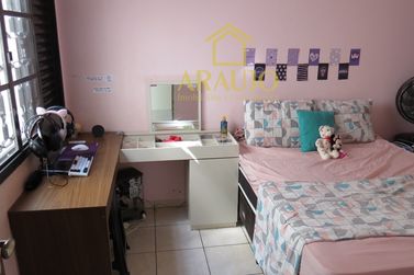 Casa &agrave; venda - 150m&sup2; - Jardim Tropical