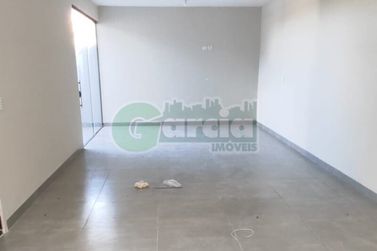Casa &agrave; venda - 130m&sup2; - Jardim Aeroporto II