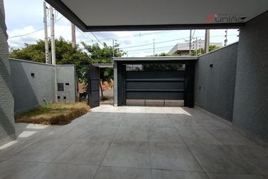 Casa &agrave; venda - 135m&sup2; - Jardim Caravelle