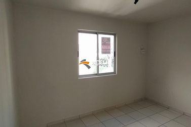 Apartamento para alugar - 66m&sup2; - Zona II