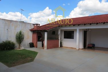 Casa &agrave; venda - 150m&sup2; - Jardim Tropical