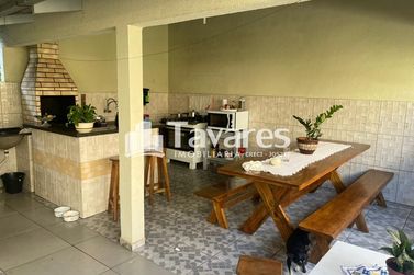 Casa &agrave; venda - 90m&sup2; - Zona VI