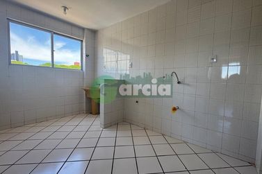 Apartamento &agrave; venda - 48m&sup2; - Zona II