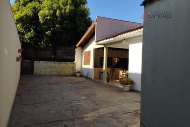 Casa &agrave; venda - 183m&sup2; - Jardim Tropical