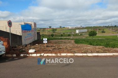 Terreno &agrave; venda - 245m&sup2; - Parque Metropolitano