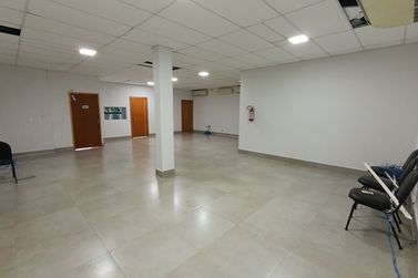 Sala Comercial para alugar - 276m&sup2; - ZONA I