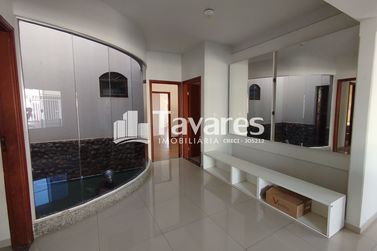 Casa &agrave; venda - 242m&sup2; - Parque San Remo I