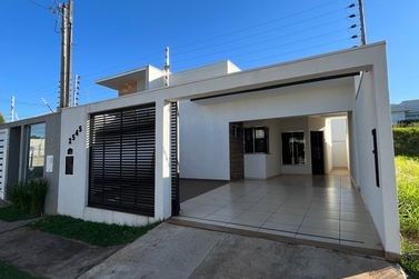 Casa &agrave; venda - 129m&sup2; - Jardim Laguna