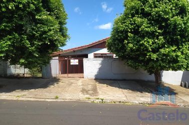 Casa &agrave; venda - 360m&sup2; - Parque Tarum&atilde;