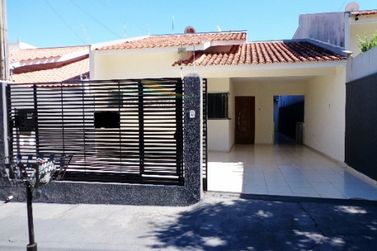 Casa &agrave; venda - 135m&sup2; - Parque Alto da Paran&aacute;
