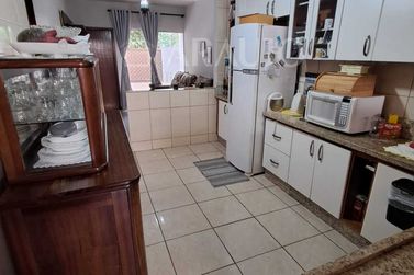 Casa &agrave; venda - 311m&sup2; - Jardim Castelo Branco