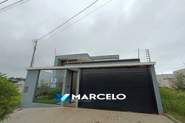 Casa &agrave; venda - 184m&sup2; - Jardim Cima