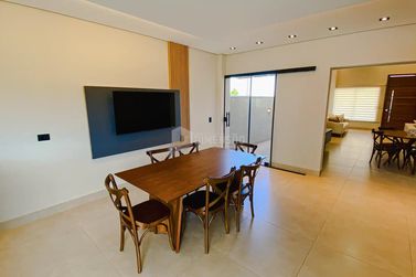 Casa &agrave; venda - 173m&sup2; - Condom&iacute;nio Porto Cobrimco I
