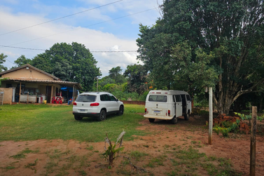 Ch&aacute;cara &agrave; venda - 21000m&sup2; - Zona Rural
