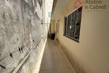 Casa &agrave; venda - 100m&sup2; - Jardim Canad&aacute;