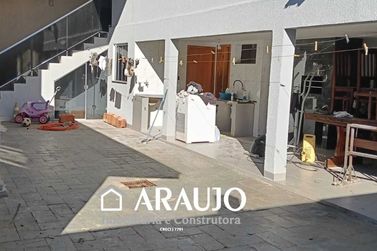 Casa &agrave; venda - 250m&sup2; - Jardim Uni&atilde;o