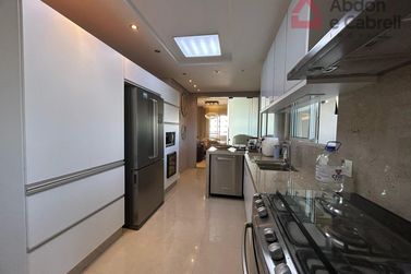 Apartamento para alugar - 100m&sup2; - Zona I