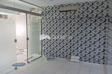 Sala Comercial &agrave; venda - 55m&sup2; - CENTRO