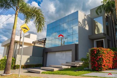 Sobrado &agrave; venda - 338m&sup2; - Ecoville Residence