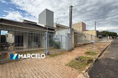 Casa &agrave; venda - 196m&sup2; - Jardim Imigrantes