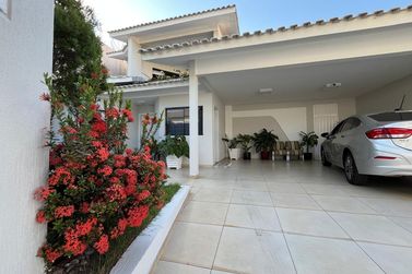 Sobrado &agrave; venda - 490m&sup2; - Centro