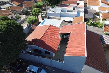 Casa &agrave; venda - 250m&sup2; - Jardim Uni&atilde;o