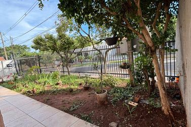 Casa &agrave; venda - 140m&sup2; - Zona VII